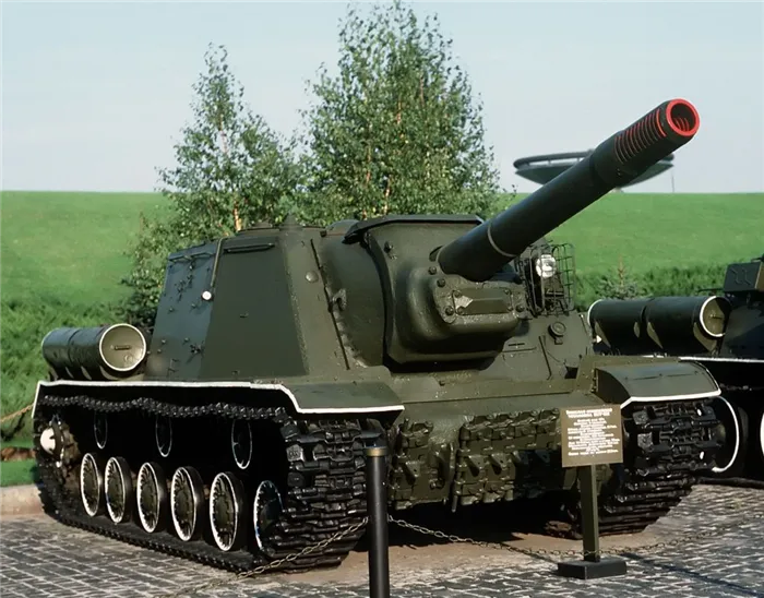 Советская артиллерия: большой урон, но долго заряжается